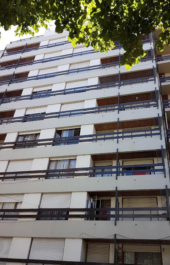 Departamento Y Cochera A 3 Cuadras Del Mar